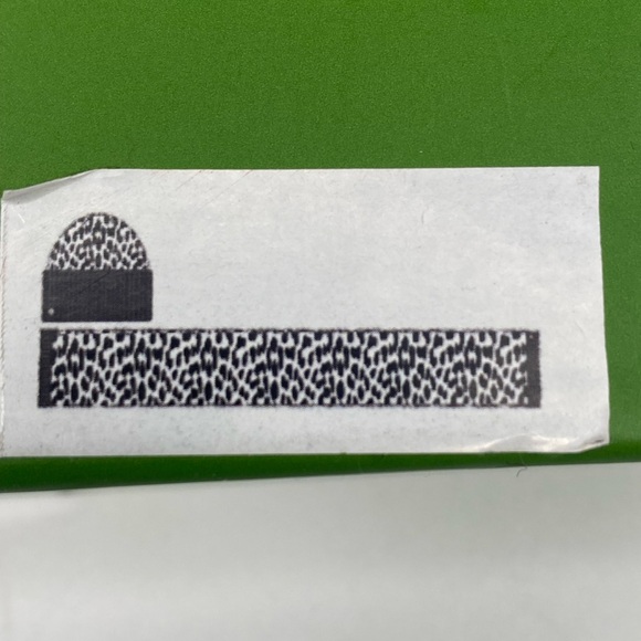 Kate Spade Monochrome Hat and Scarf Set - Picture 4 of 5